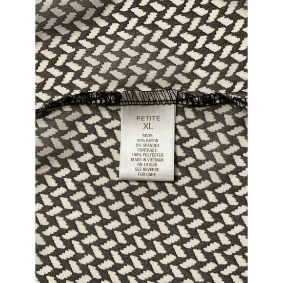 ROZ & ALI Black White Pattern Button Top Petite XL Roll Tab Cuffs Rayon Stretch - Picture 6 of 8